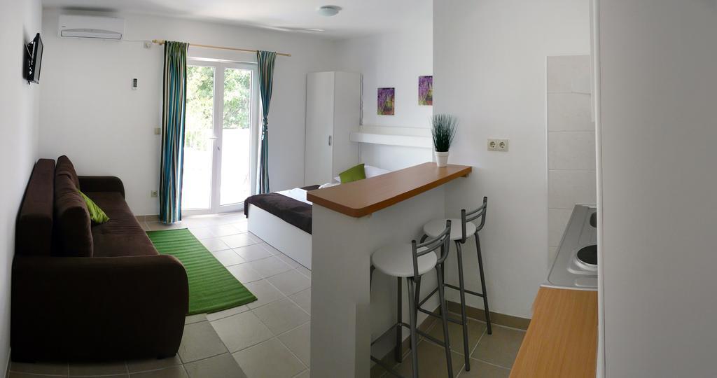 Apartment Luna Drvenik  Zewnętrze zdjęcie