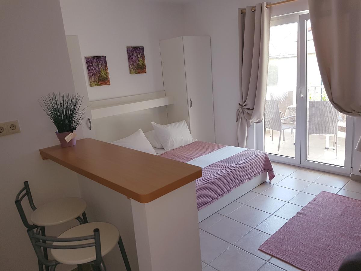 Apartment Luna Drvenik  Zewnętrze zdjęcie
